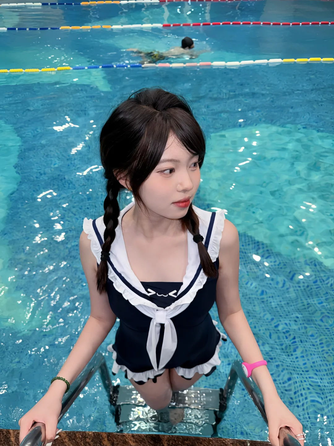 水手服+泳池=夏日心动暴击！！！