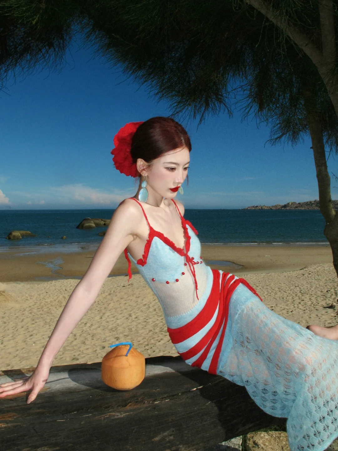 “花应自由且热烈地盛放”