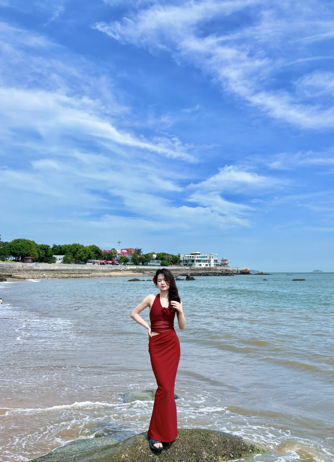 想看你们的红裙海边照片