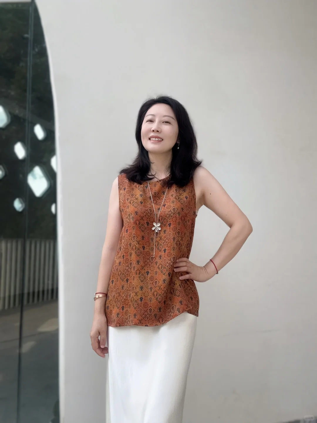 中年姐妹抄作业，18套舒适感穿搭不重样！