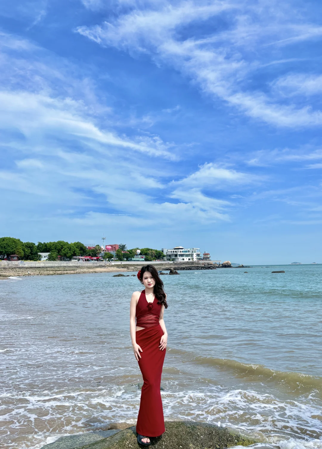 想看你们的红裙海边照片
