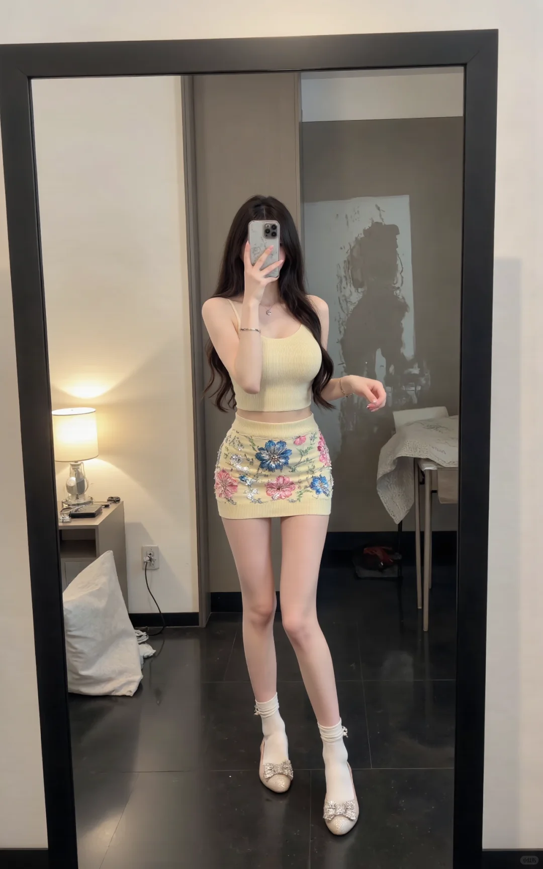 腰线yyds！黄色小熟女穿搭！