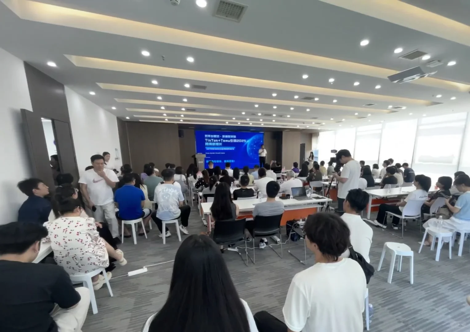 转行在长沙创业跨境，想搞跨境的来