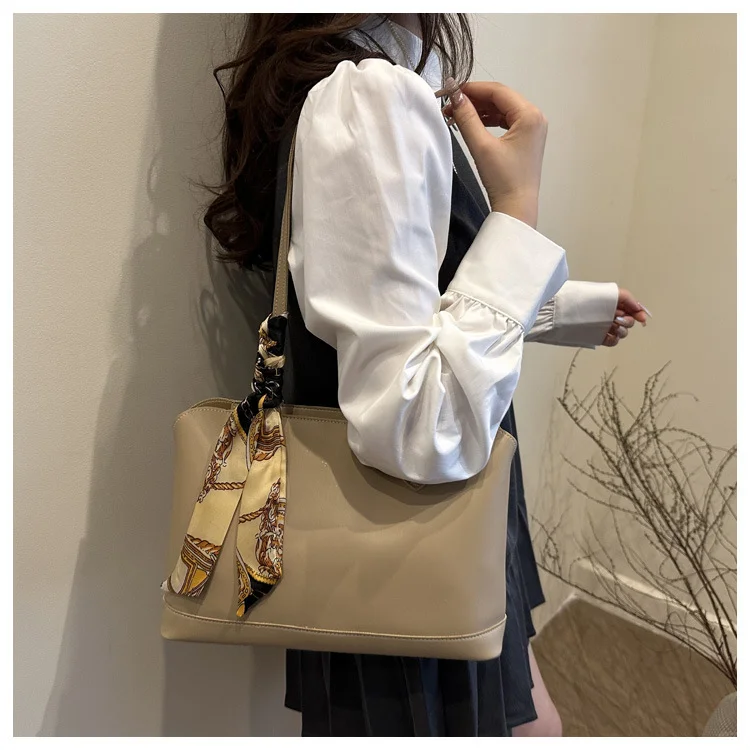 高级轻奢少妇感托特包?彰显女性魅力