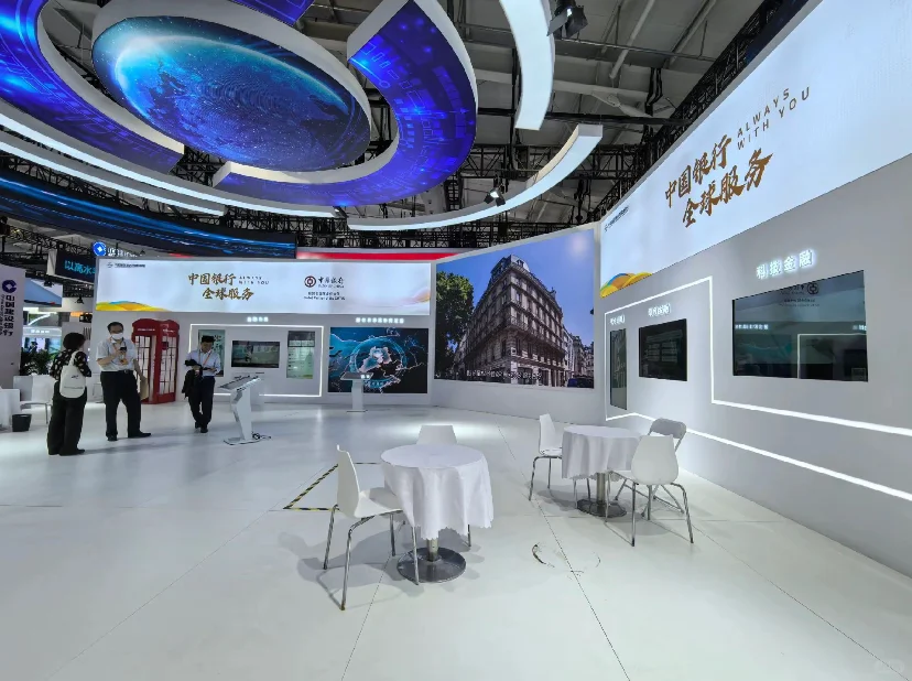 抬头就是银河?！北京服贸会展台案例