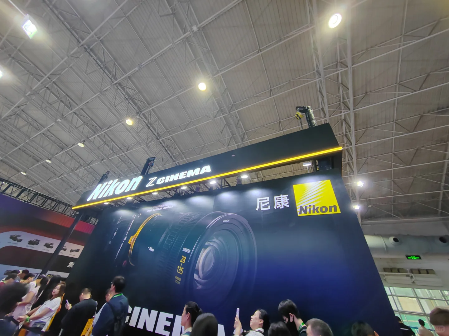 尼康展位惊喜太大了