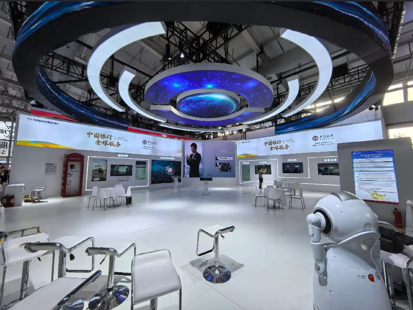 抬头就是银河?！北京服贸会展台案例