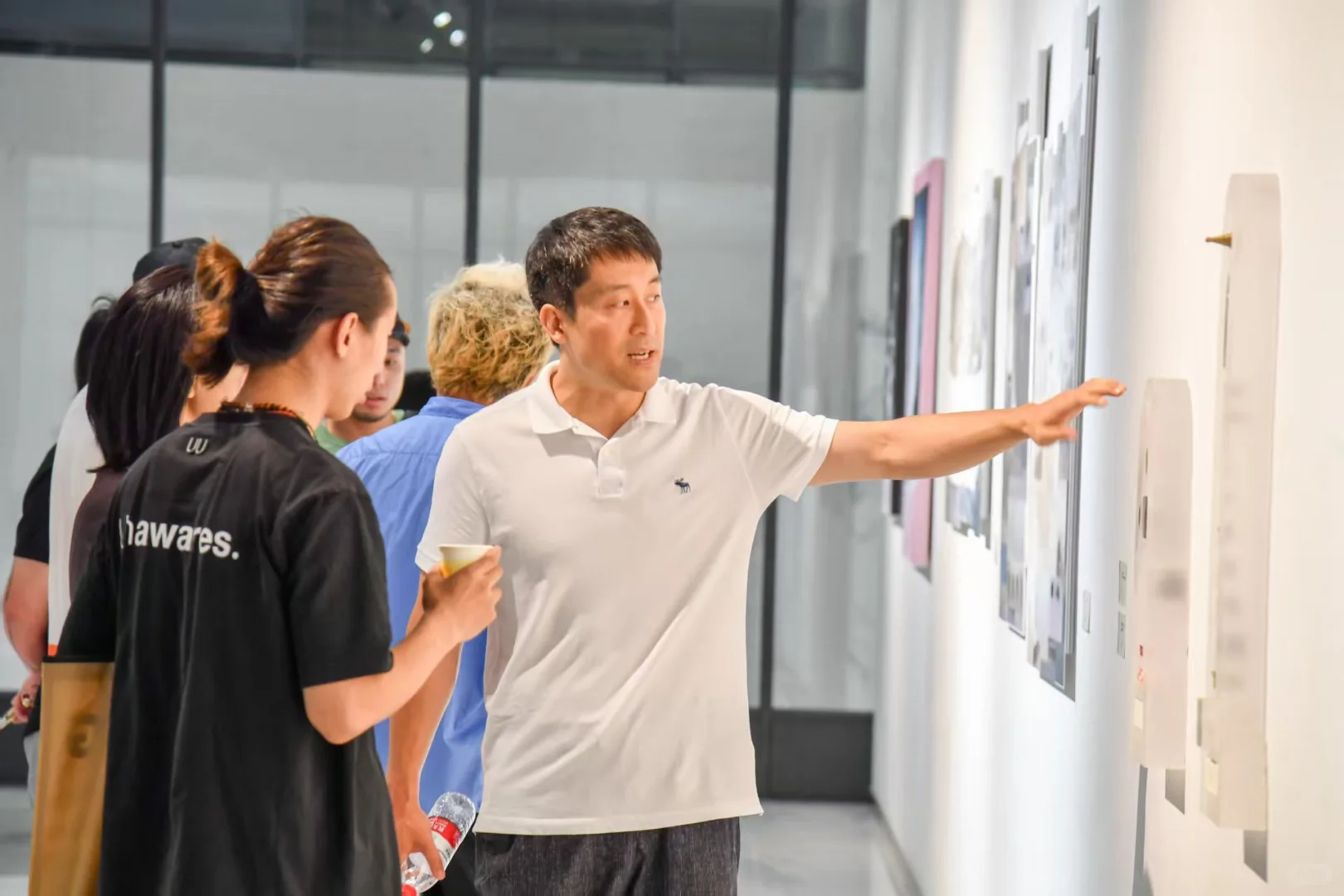 步行者的叙述 展览顺利开幕@宝安美术馆