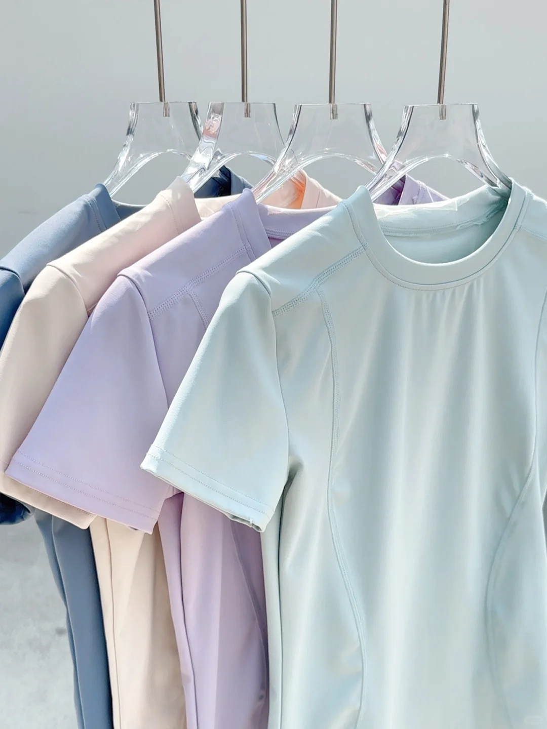 阳光下☀️19.9?多巴胺短袖的快乐～又出新色