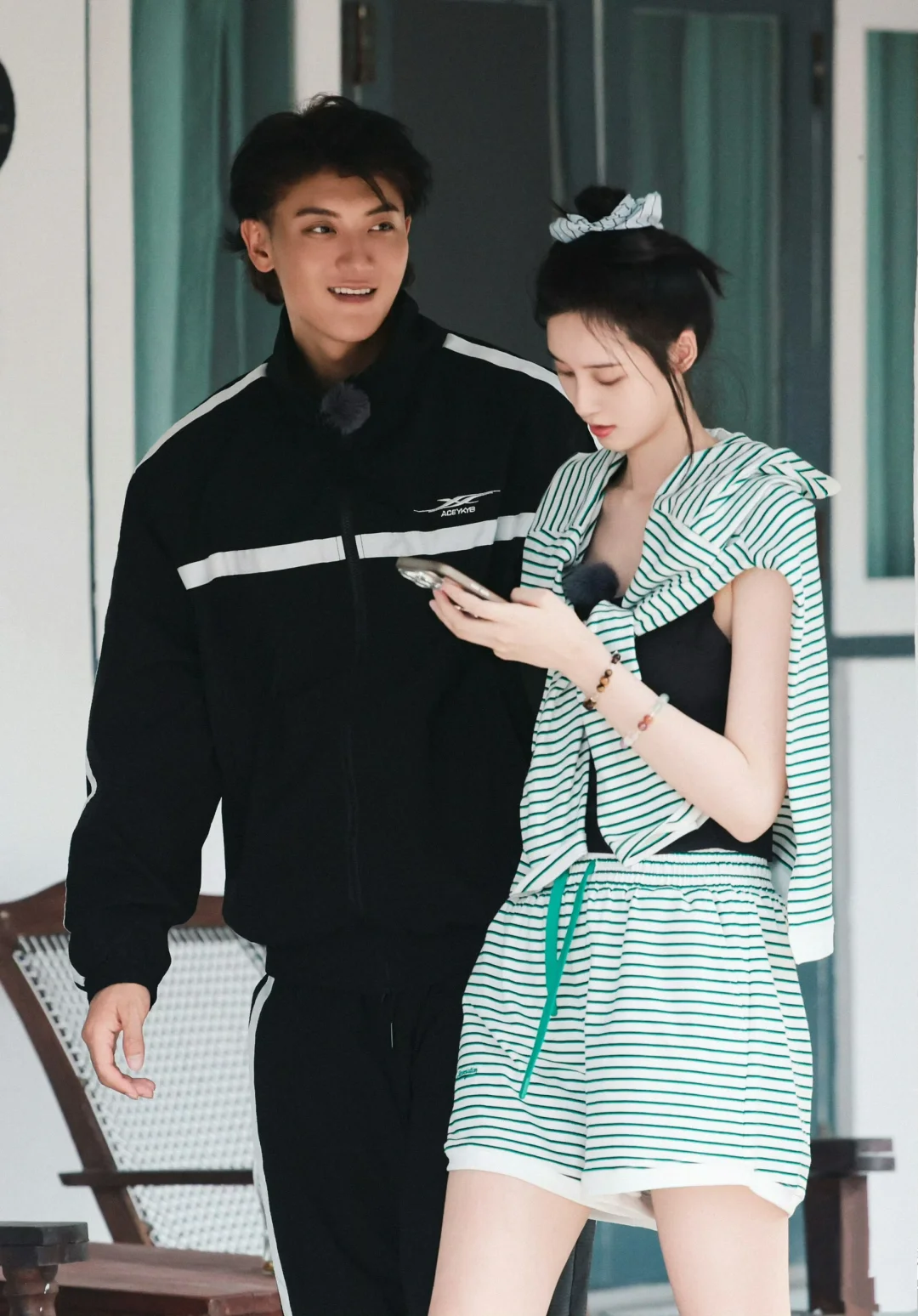 感觉徐艺洋越来越有温柔人妻感了