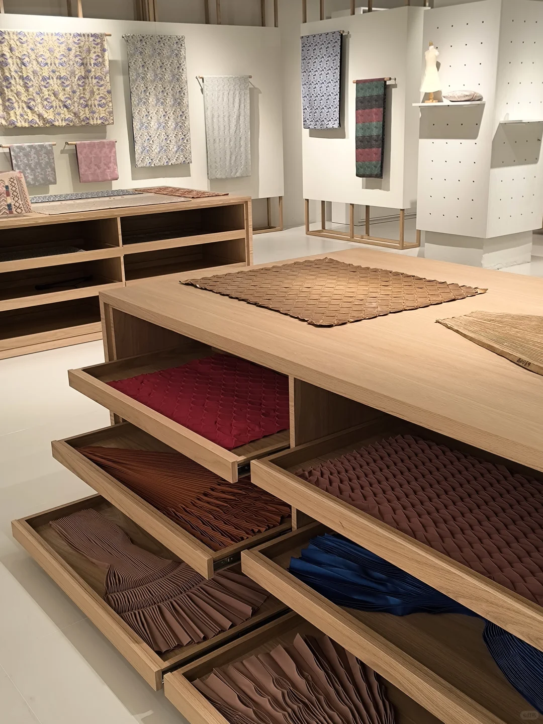 FREE | 上海展，布的折叠术In Room～?✨