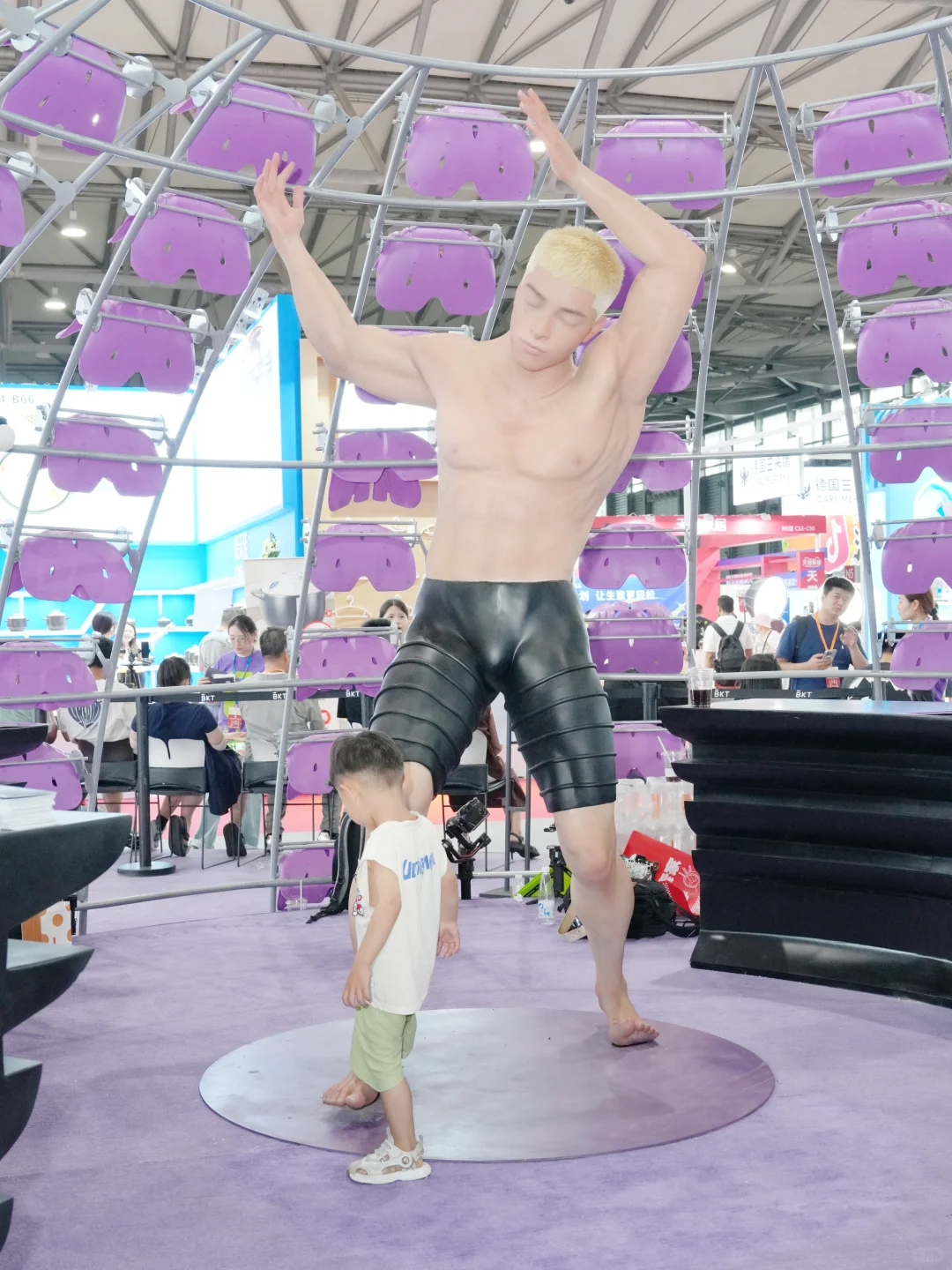 天哪，被这个展会硬控5小时！逛不完！