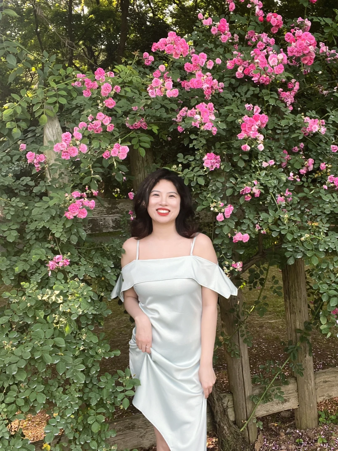 苹果型身材拍照战袍 设计感一字肩连衣裙