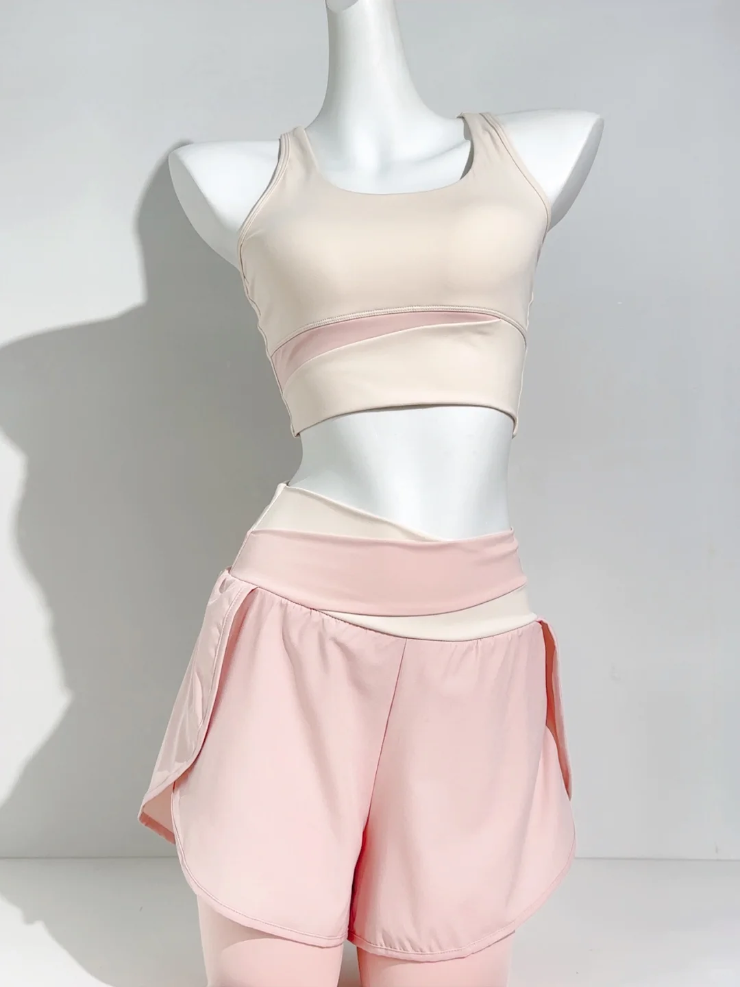 美美运动的穿搭～?紫色好有韵味！49?太绝了