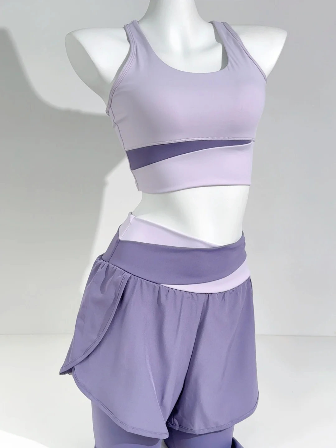 美美运动的穿搭～?紫色好有韵味！49?太绝了