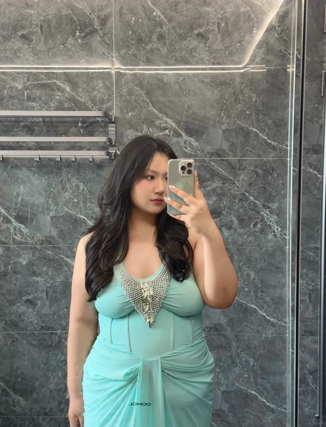 170斤｜两款超火海边?️挂脖连体裙选哪个？