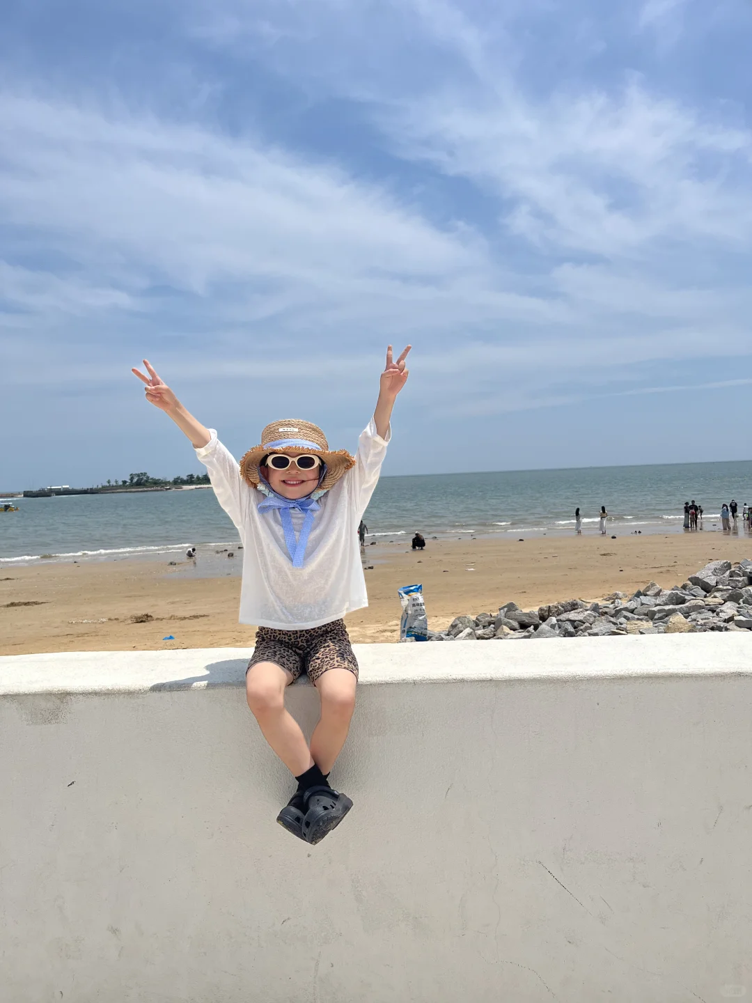 live 图 看小孩姐如何在日照海边拍照