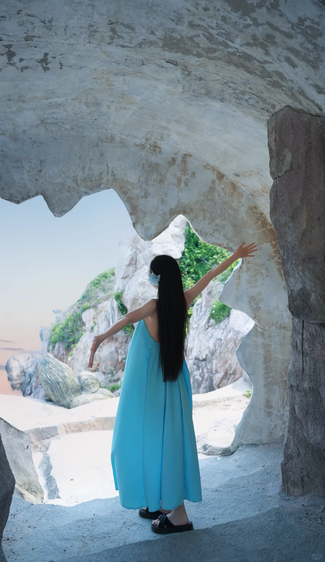 养马岛果冻海裙子出片穿搭攻略?