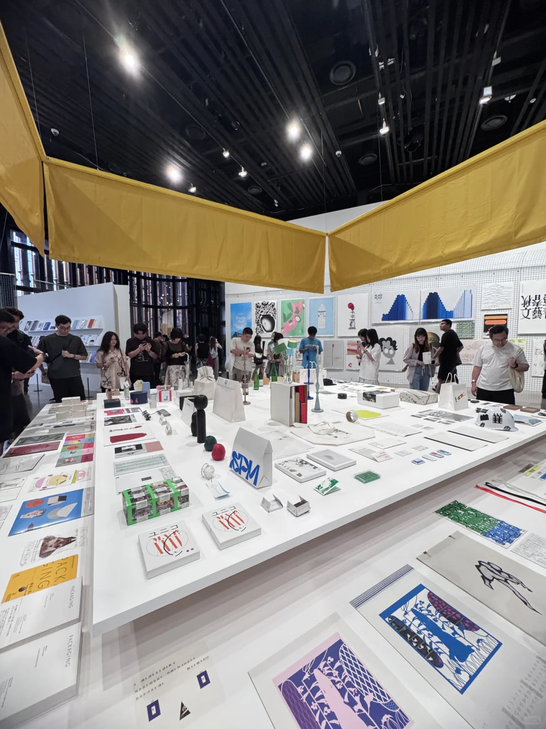 ?日本平面设计在上海 z ui 全面的一次展示