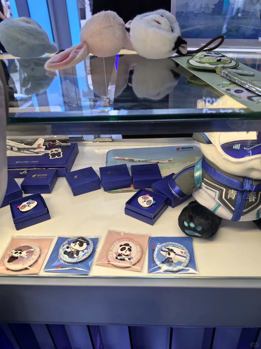 国航来民航科教成果展啦！