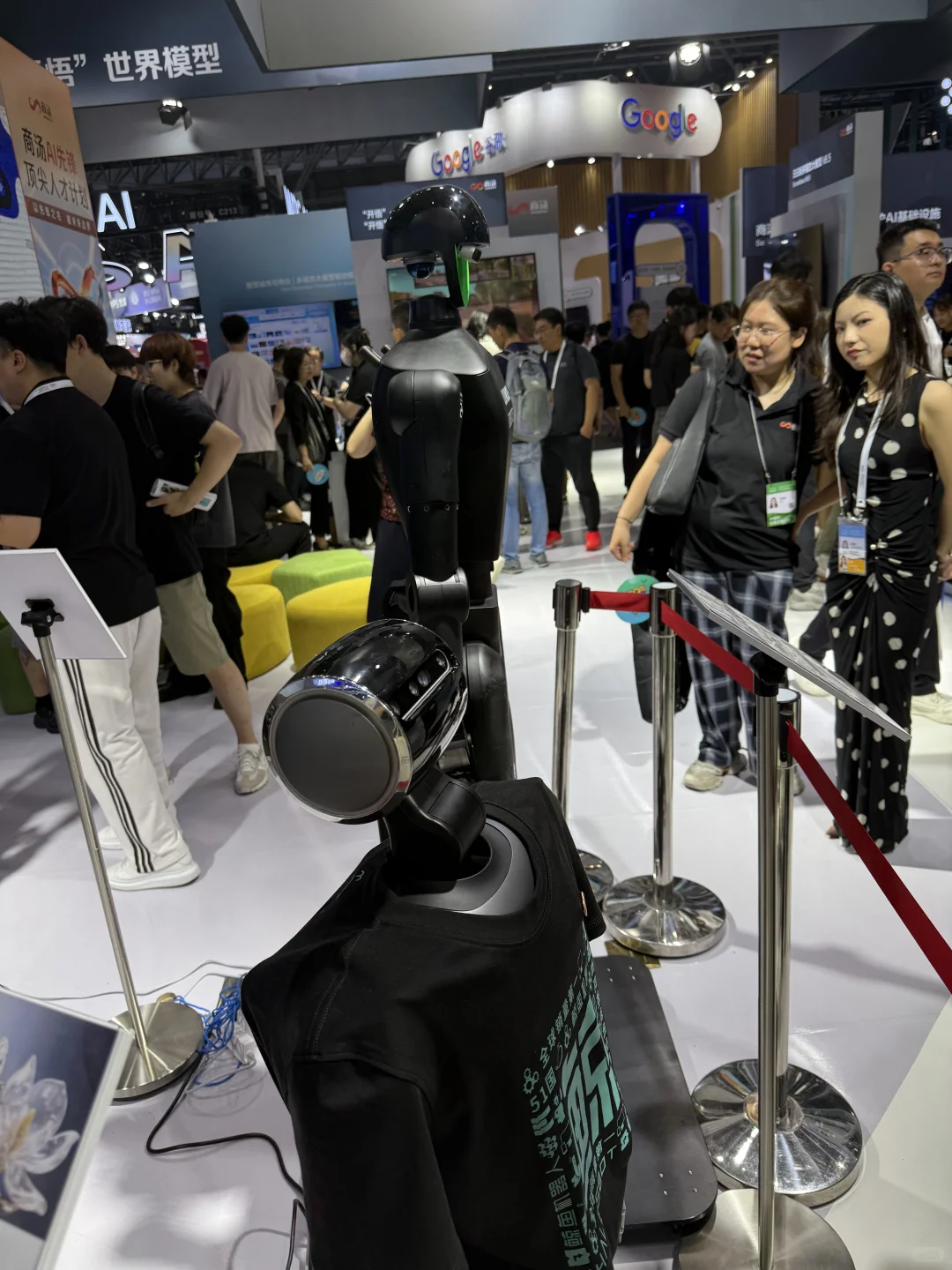 WAIC第一天！168值吗？不值！