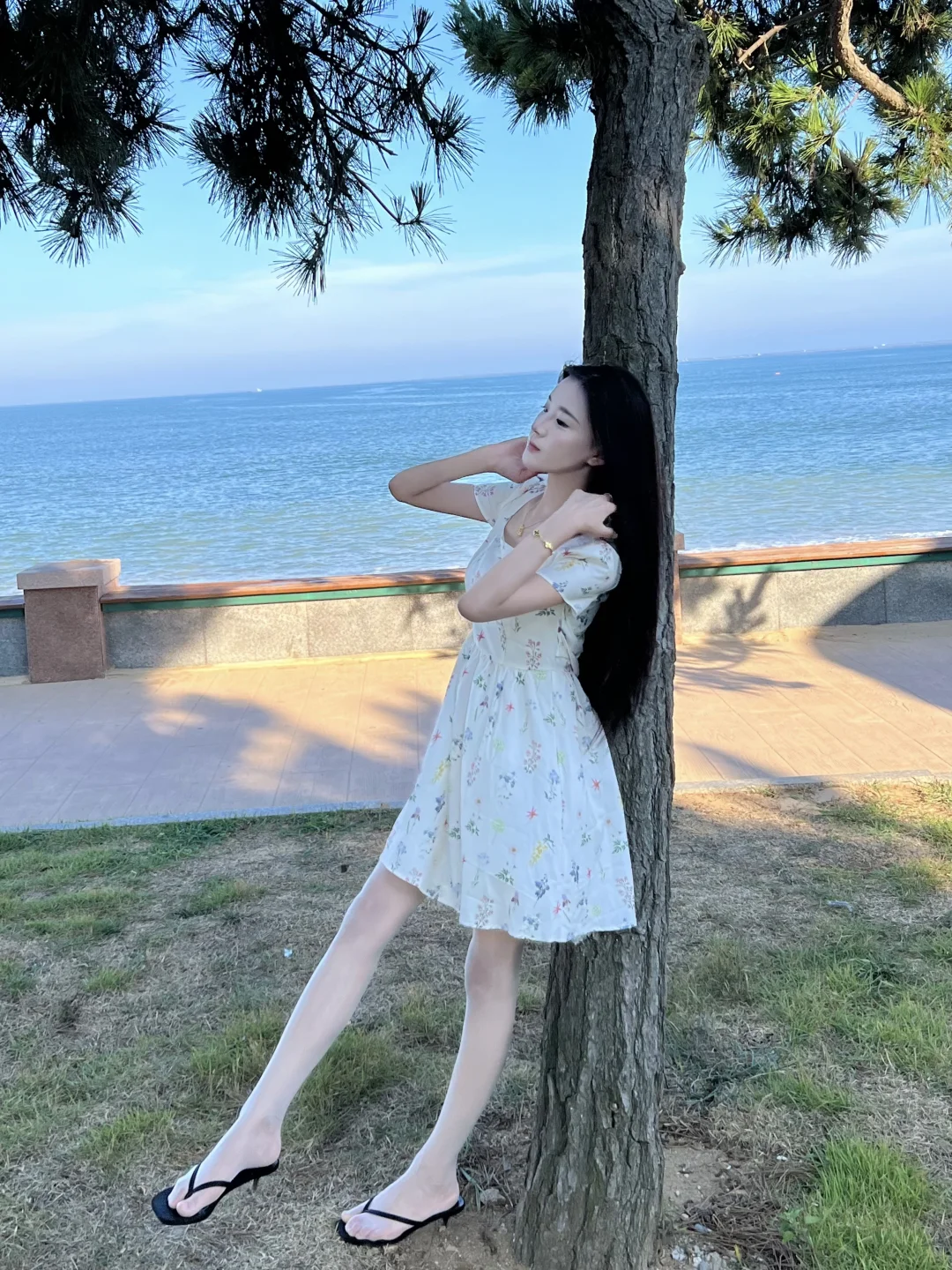 来海边就要把花花穿上身！