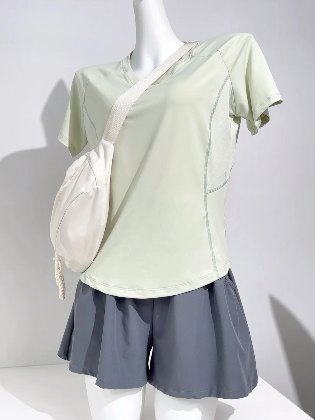 ?这绿色把夏天拿捏住了!透气不闷汗|55?套