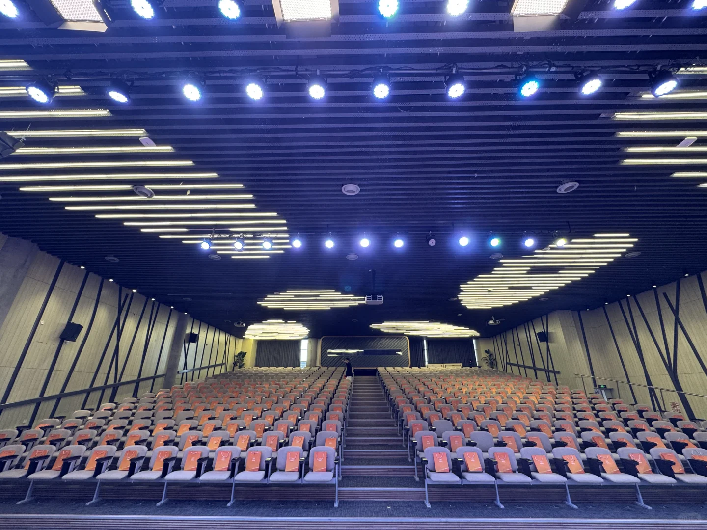 8月5号下午13:00阿里跨境外贸峰会来了?