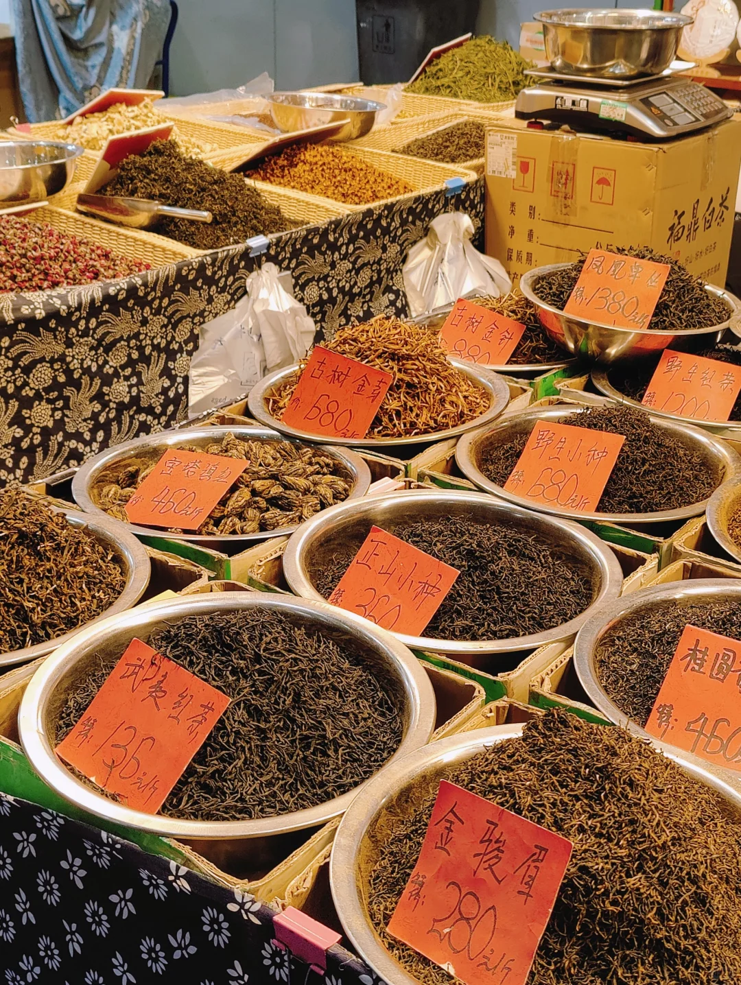 呼市姐妹又来逛展销会啦！