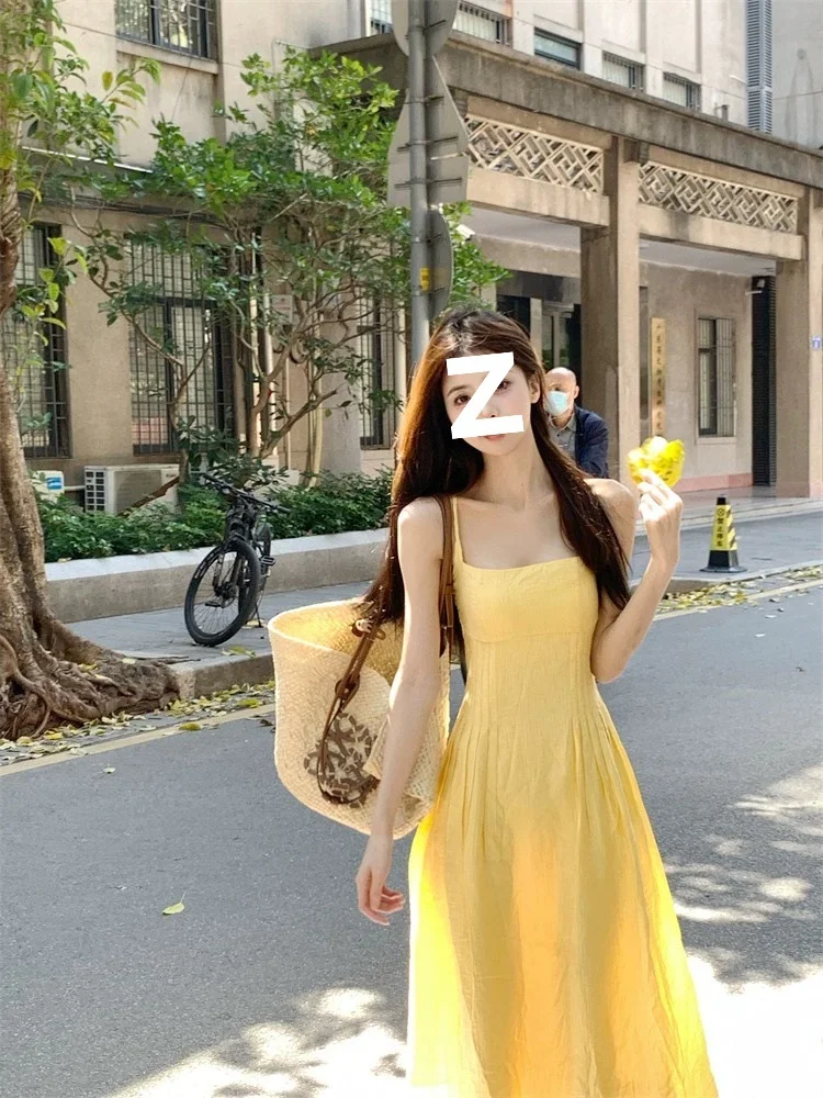 海边的那抹明媚 | 小黄裙穿搭✨