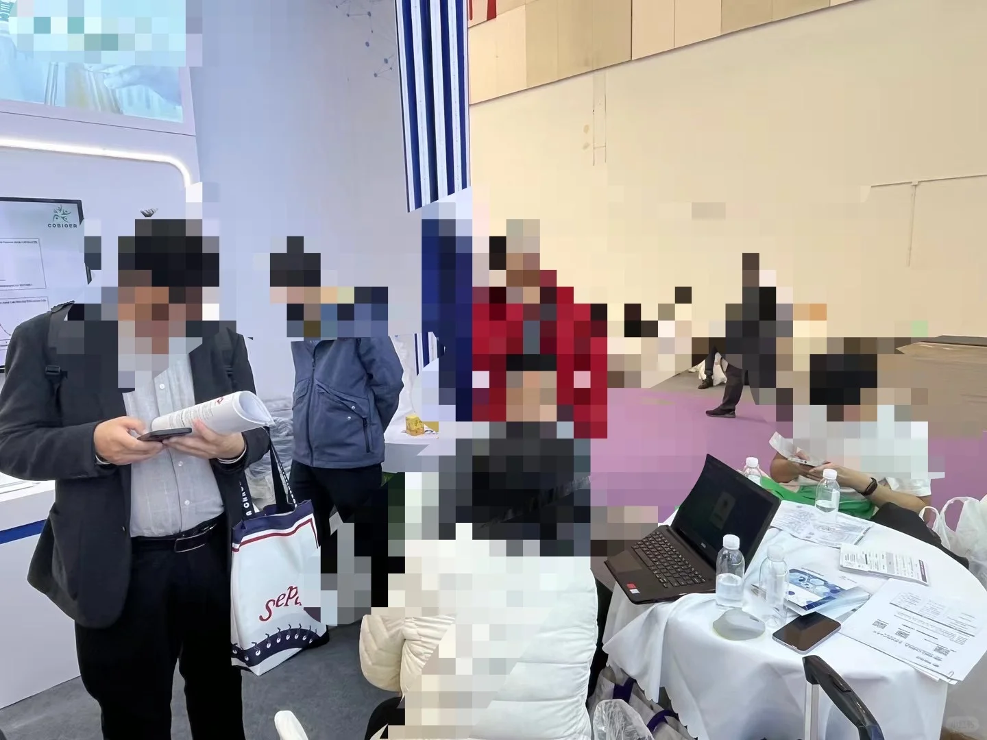 展台想人流量不断，医疗展会展台拓客
