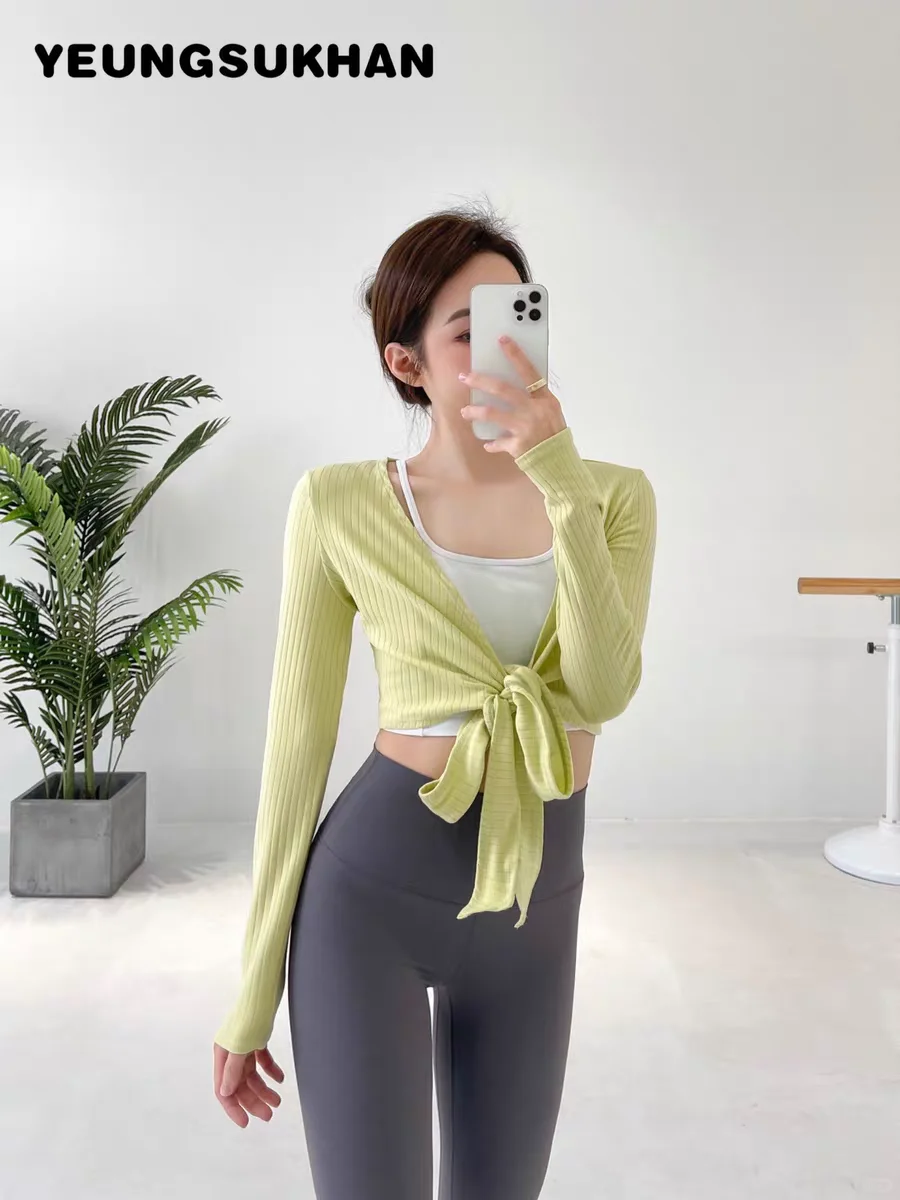 早秋瑜伽服长袖?