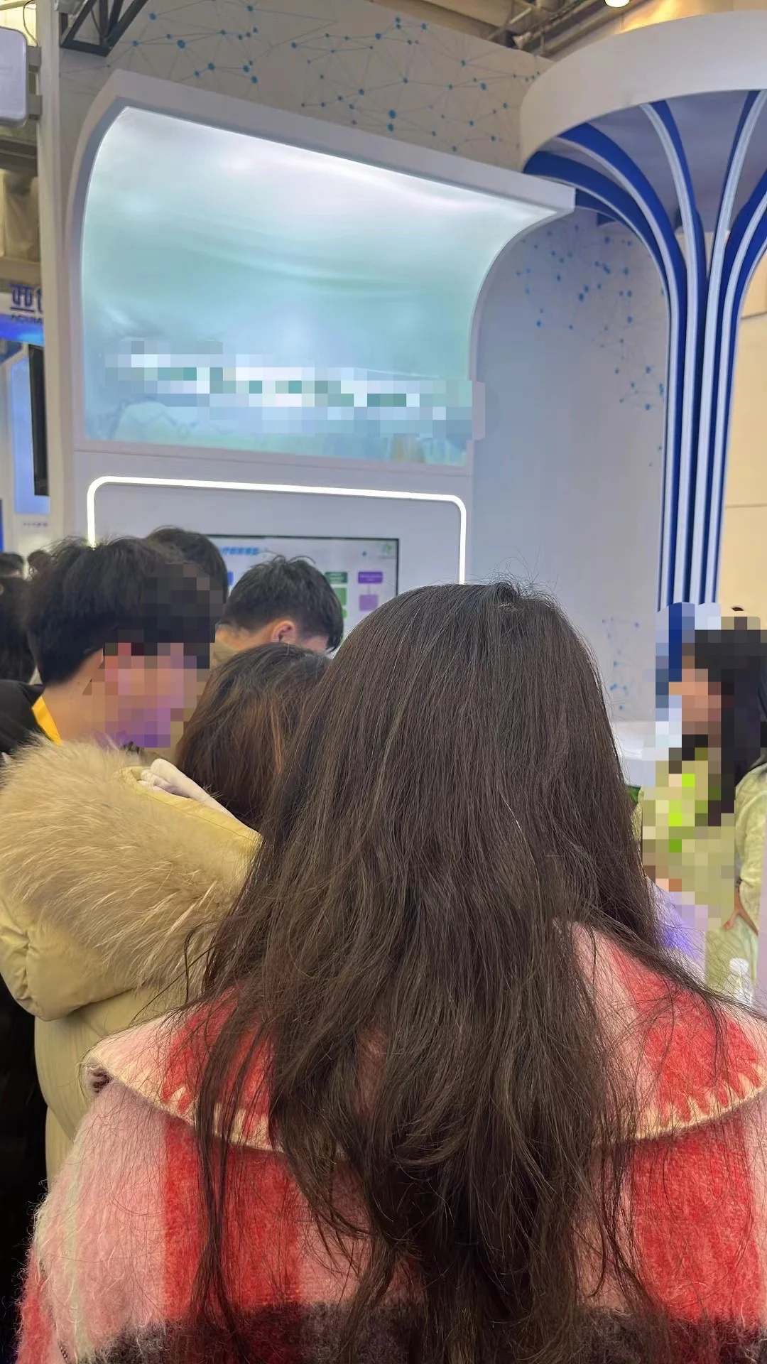 展台想人流量不断，医疗展会展台拓客