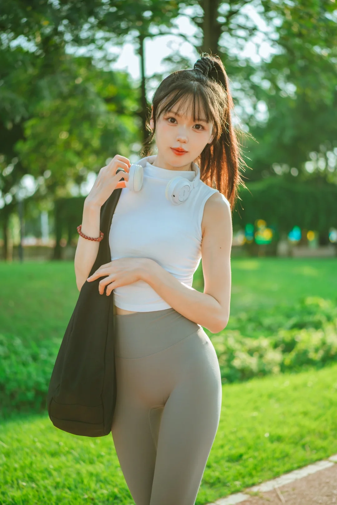 出门徒步吸光啦｜户外青春元气运动拍照姿势