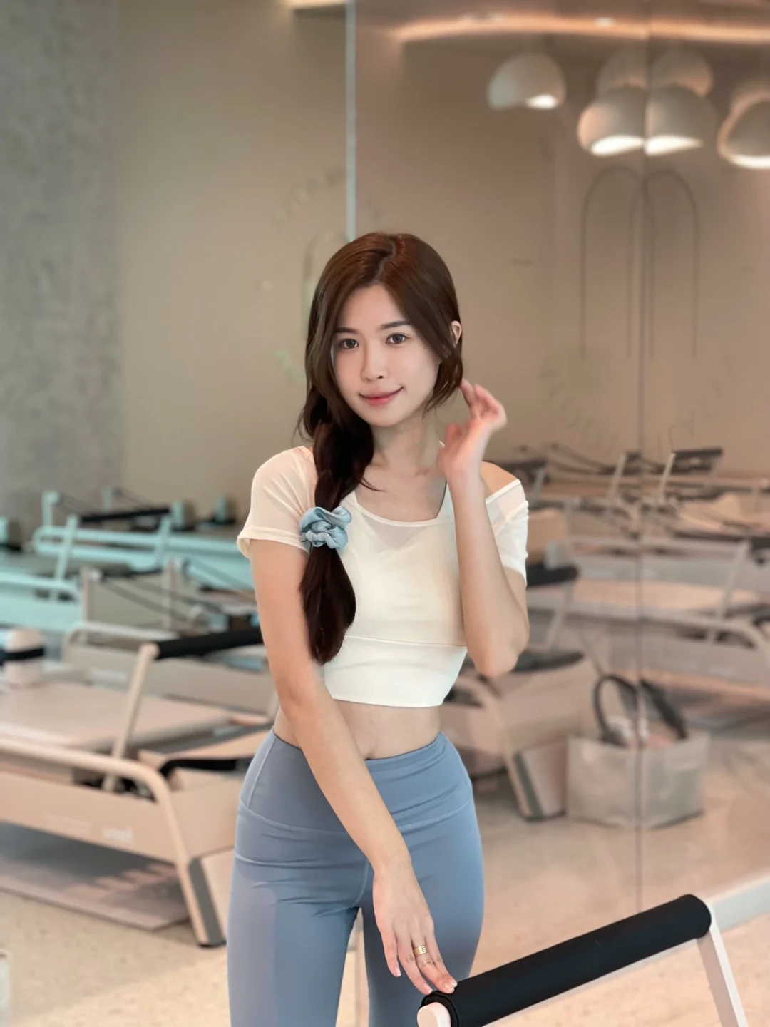??普拉提的动力来自好看的瑜伽服