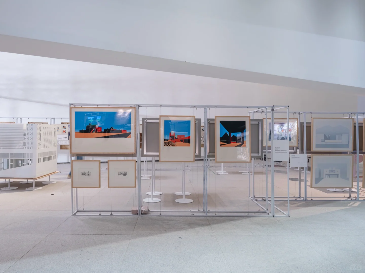 不止建筑师矶崎新的展，还有青年建筑师作品