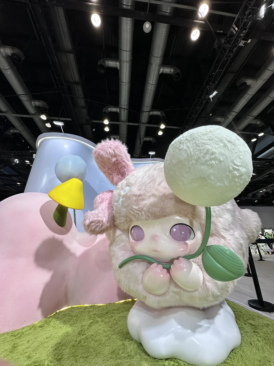 纯看了一下潮玩展！