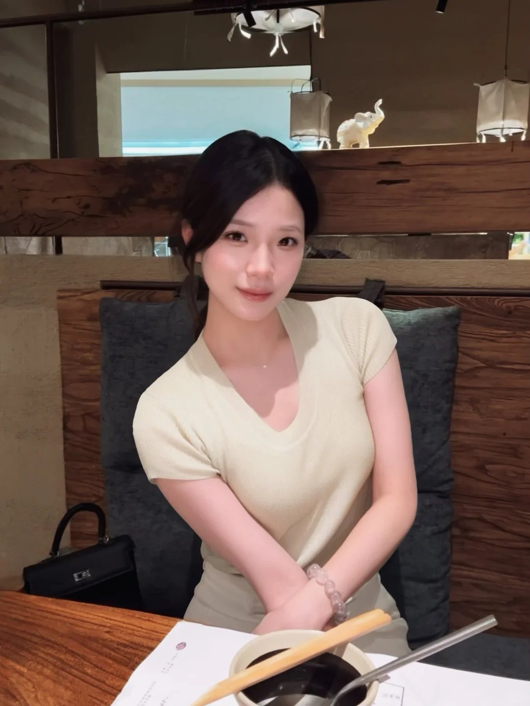 人妻感很重的两张