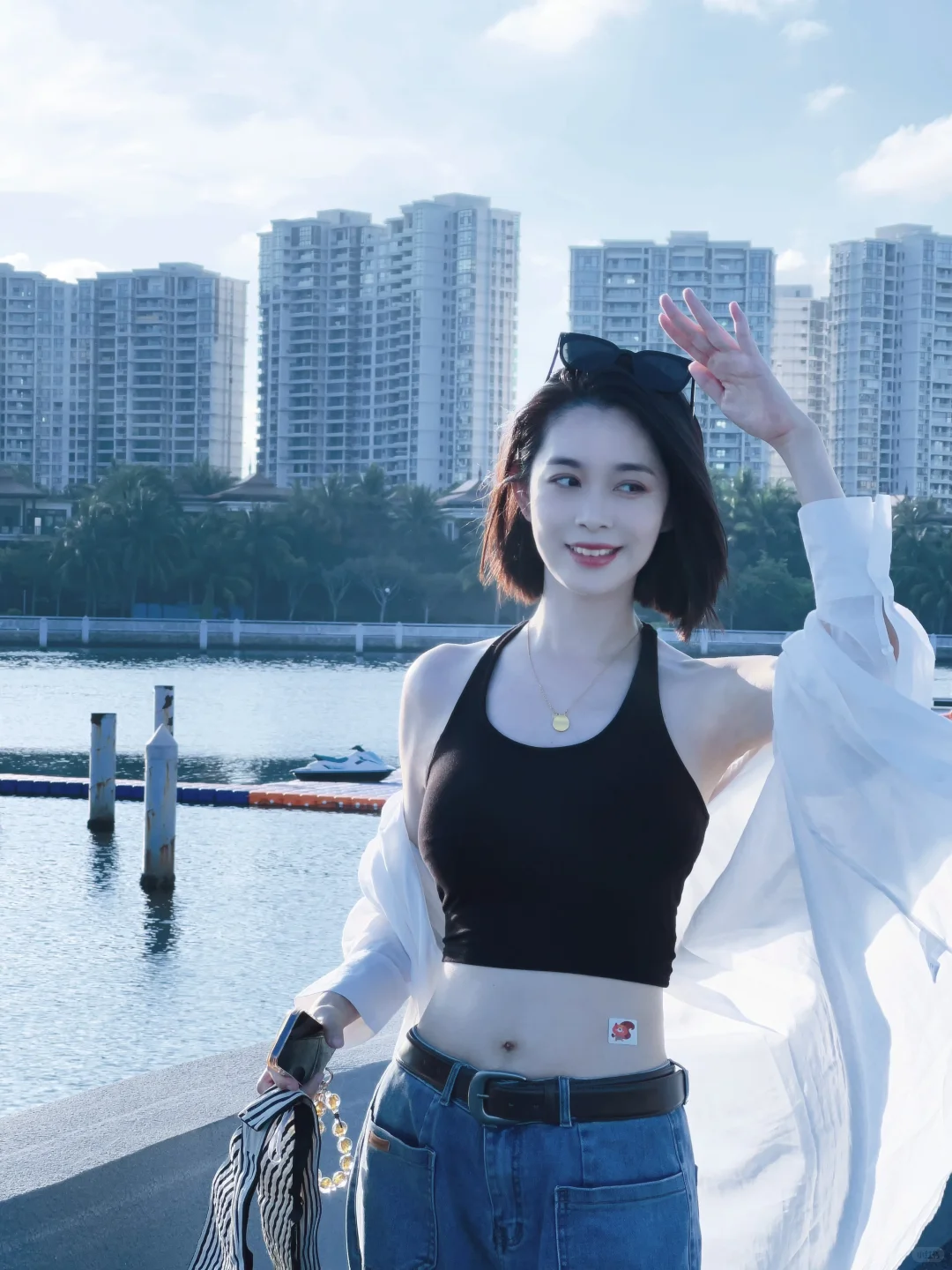在海边吹海风吹到晚霞?