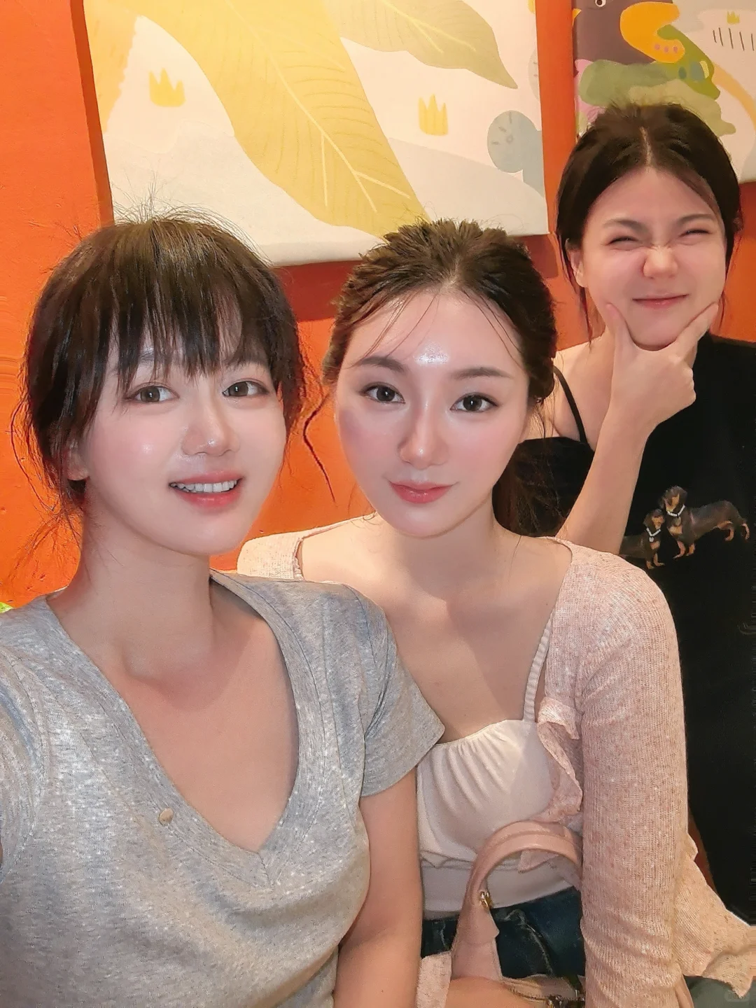 和朋友一起被说人妻感很重