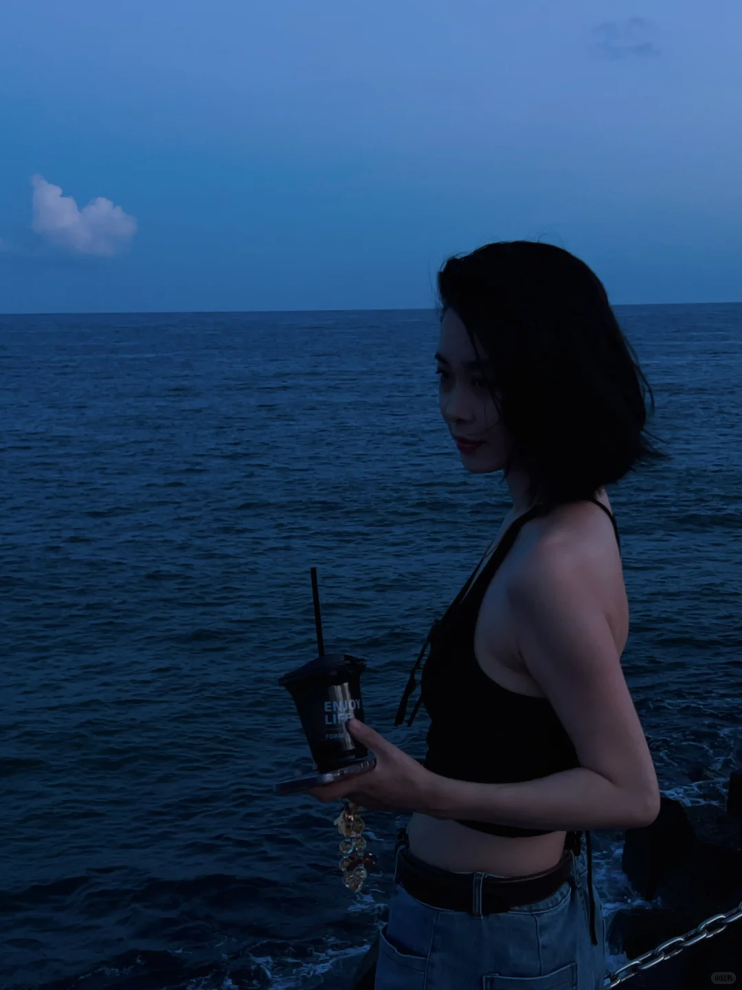 在海边吹海风吹到晚霞?