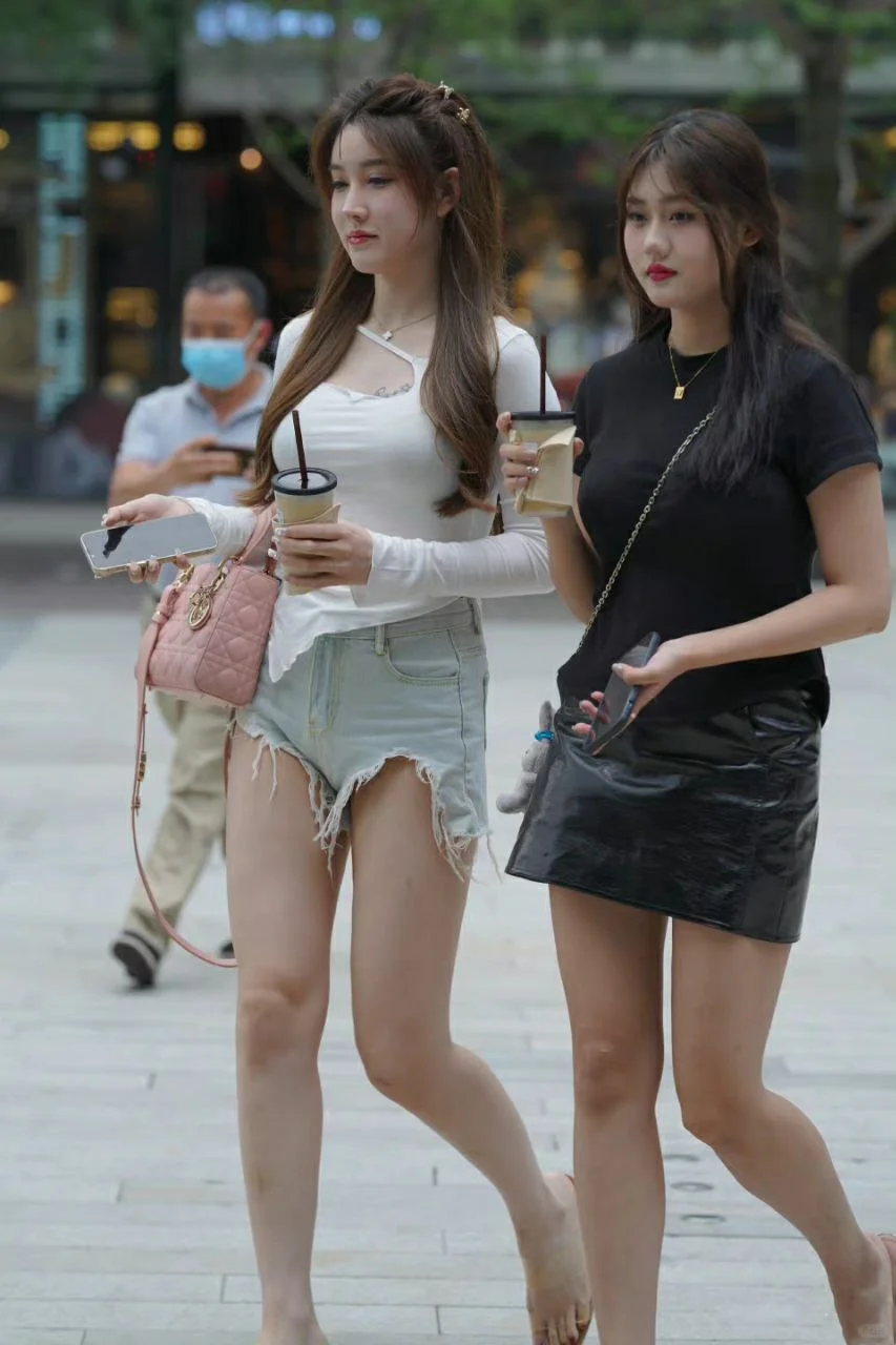 街头辣妹，你永远不知道谁第一