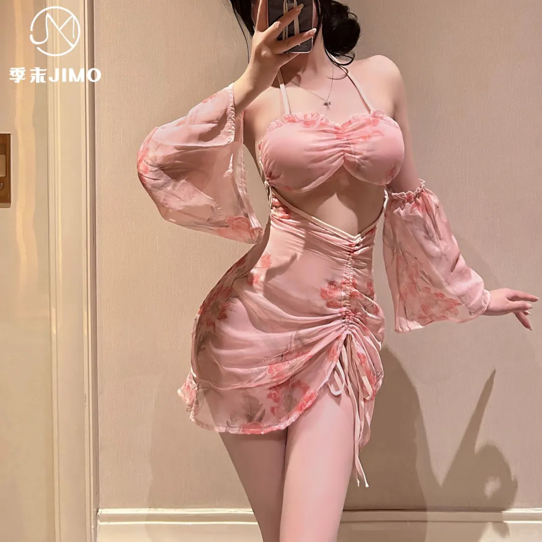 甜美印花睡裙