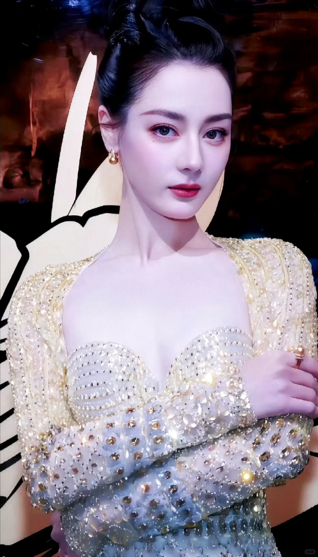 是浓颜天花板，是熟女气质十足的公主