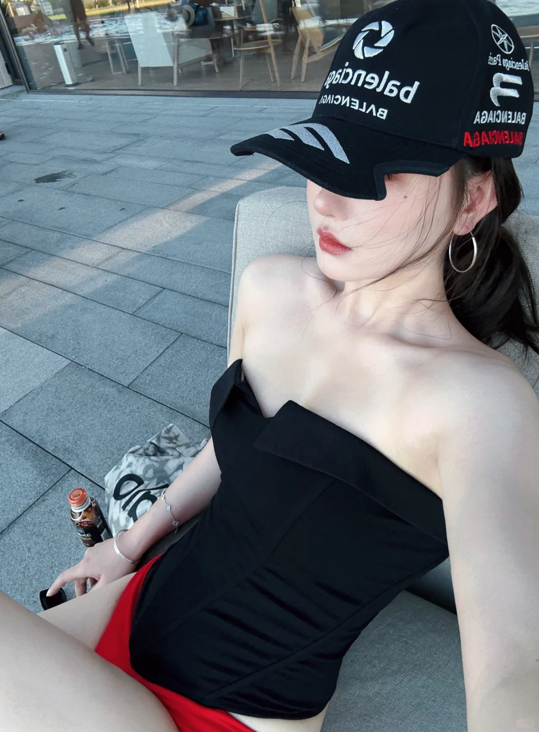 阿那亚这个泳池不错｜海边穿搭ootd?