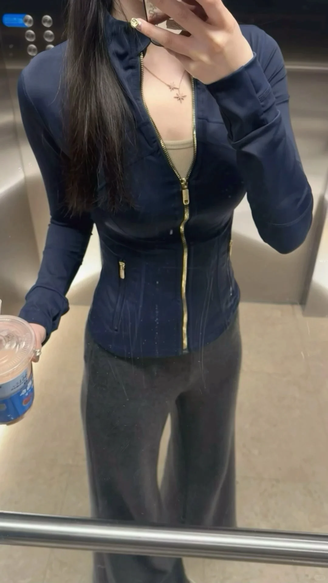 今年最伟大的de*fine海军蓝颜色出现了！