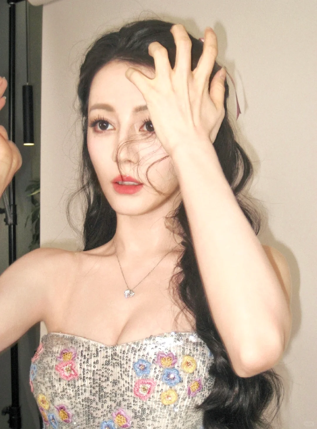 是浓颜天花板，是熟女气质十足的公主