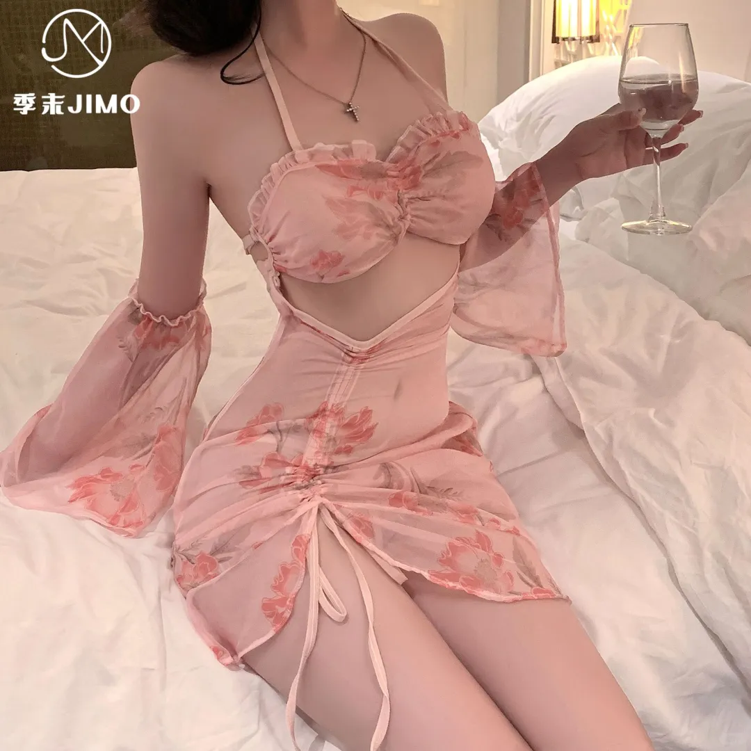 甜美印花睡裙
