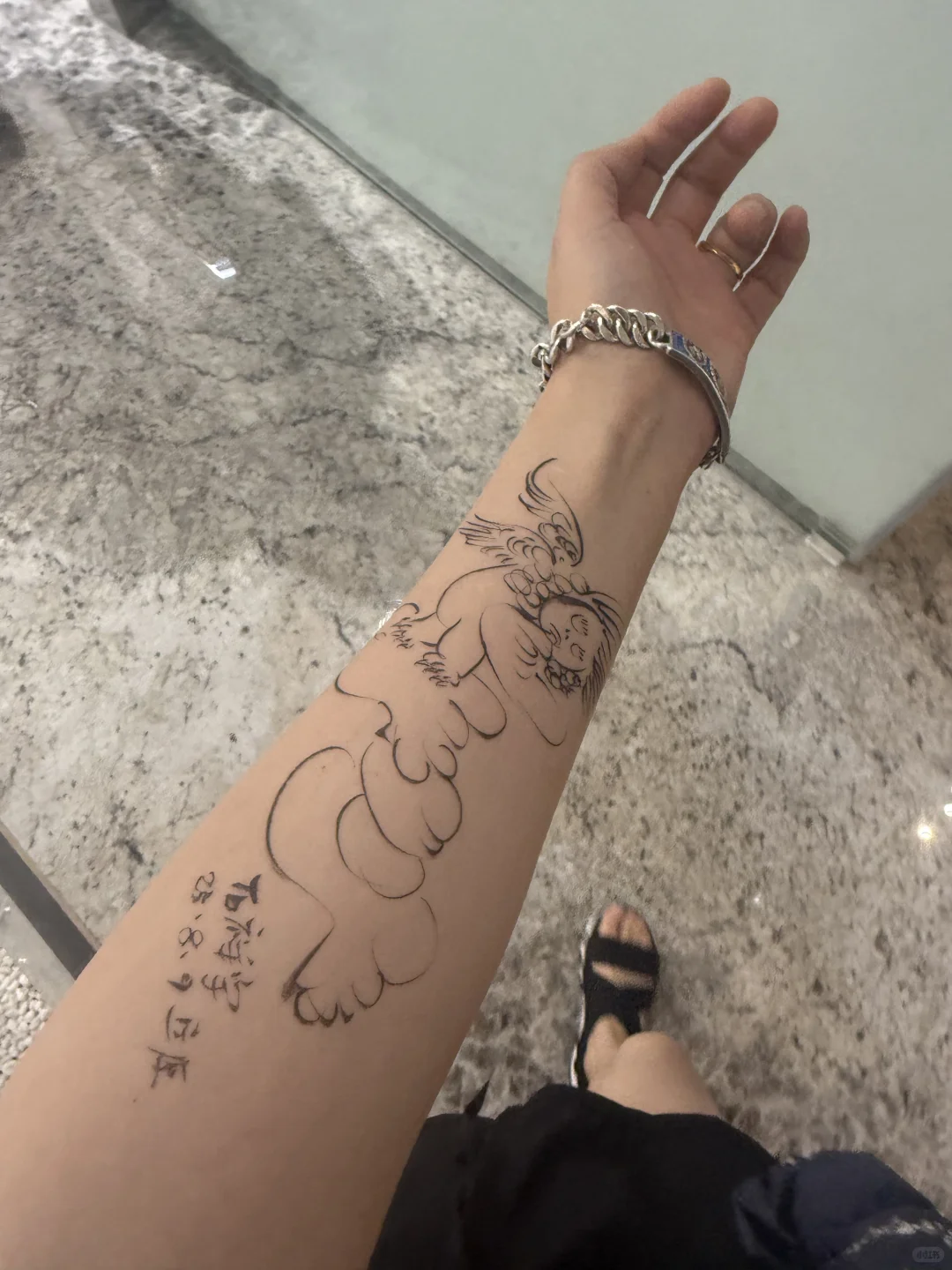 贵阳第一个五国跨境女性当代艺术展开幕