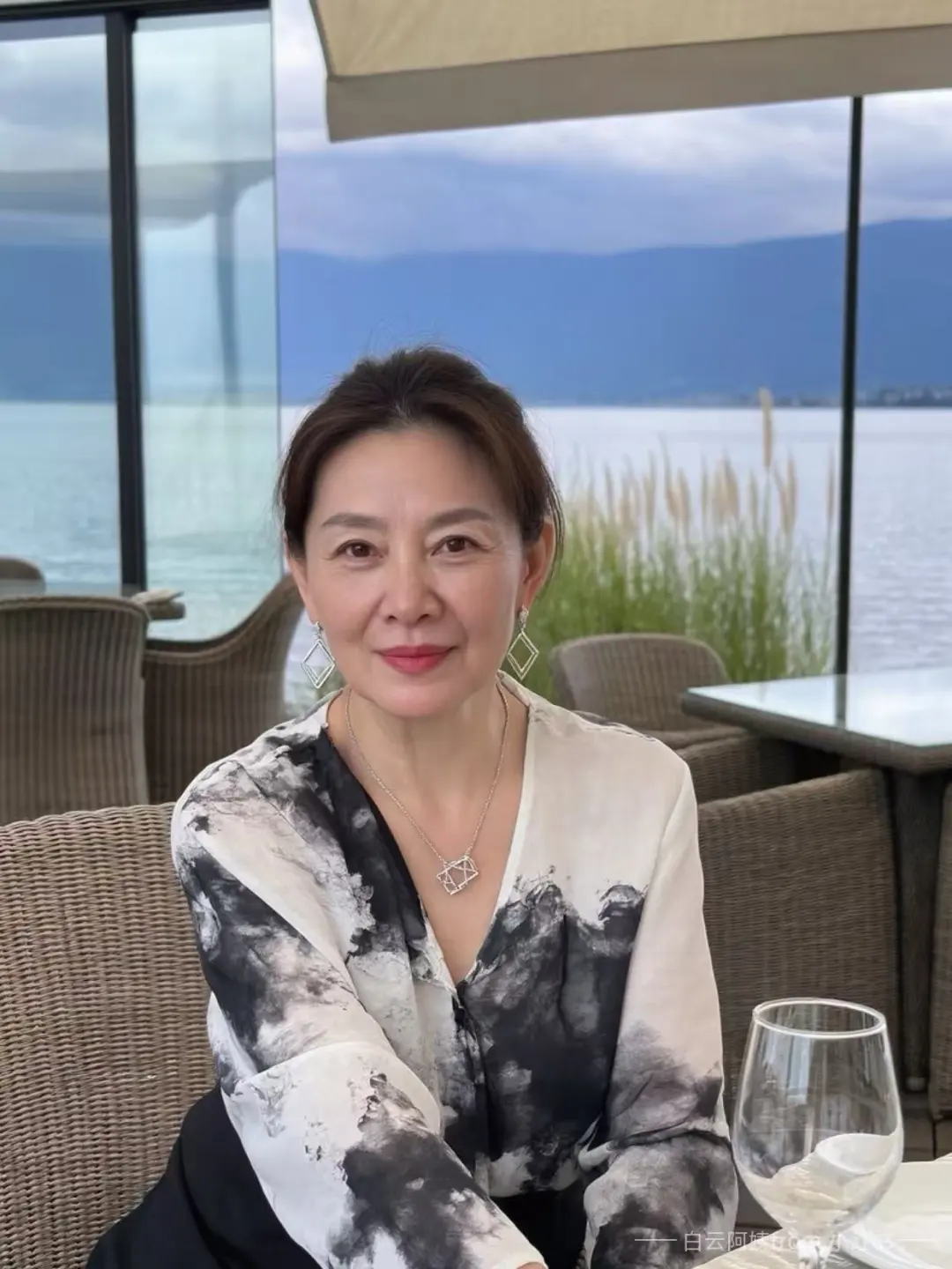 56岁，说实话不年轻了，还有人追吗？
